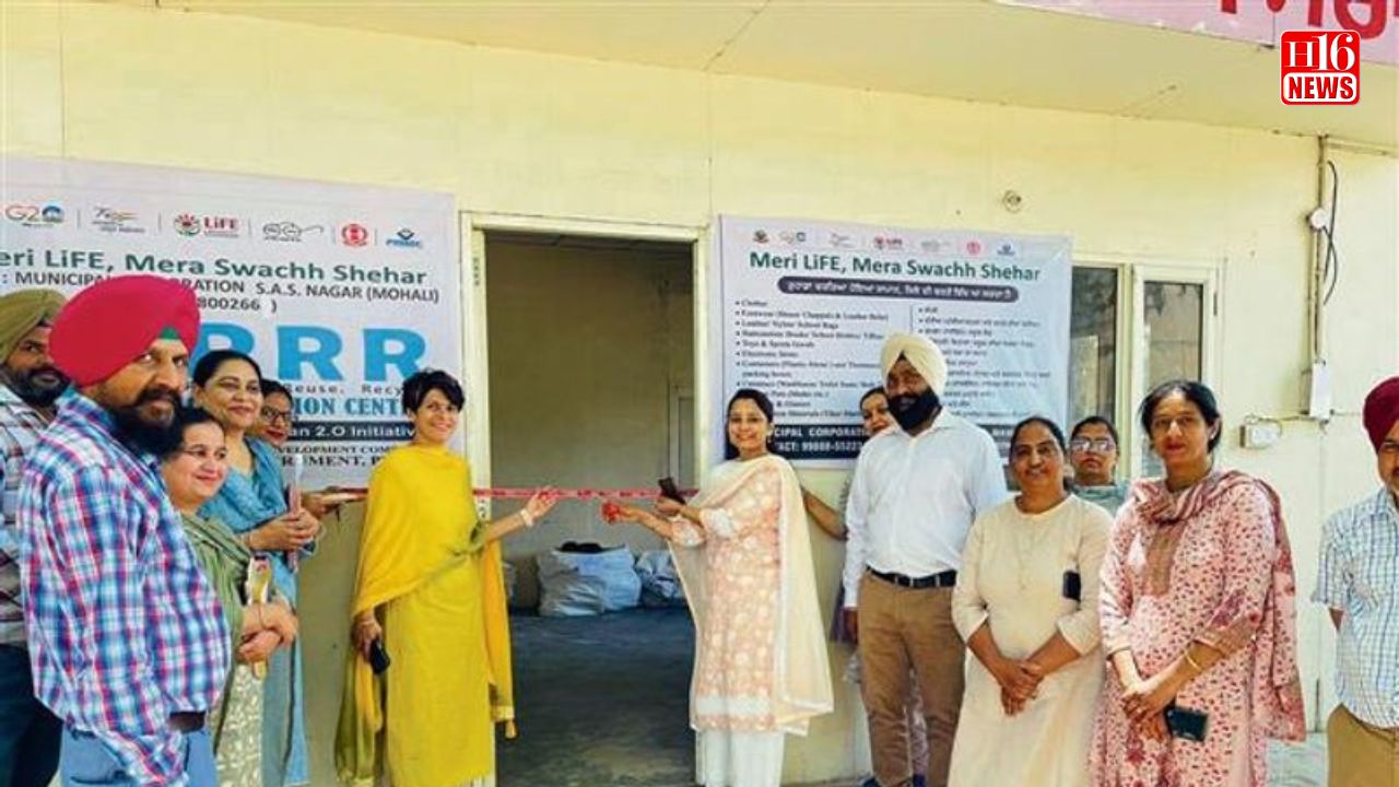 Senior Bihar officials donate blood on World Blood Donor Day